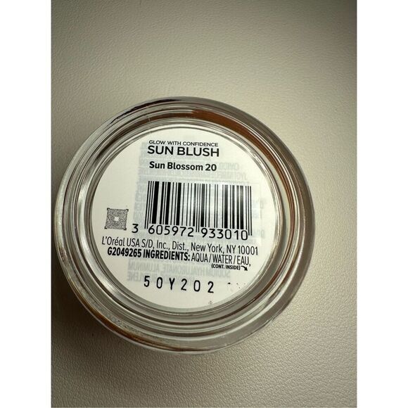 IT Cosmetics Glow with Confidence Sun Cream Blush with Hyaluronic Acid Color: Su - Picture 3 of 5